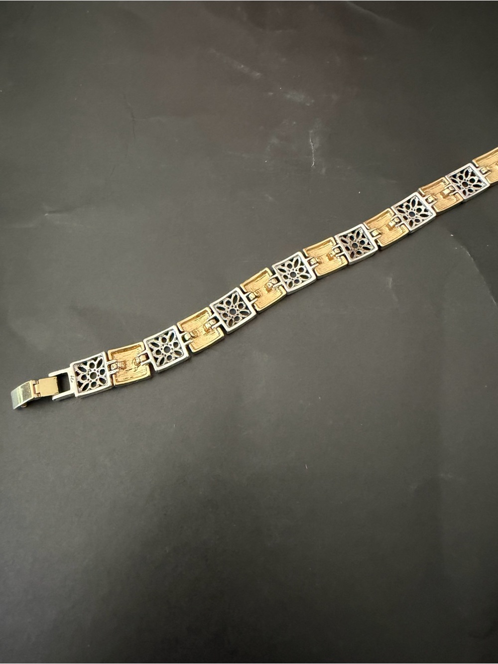 Two-Tone Gold and Silver Link Bracelet for Women - Picture 3 of 3